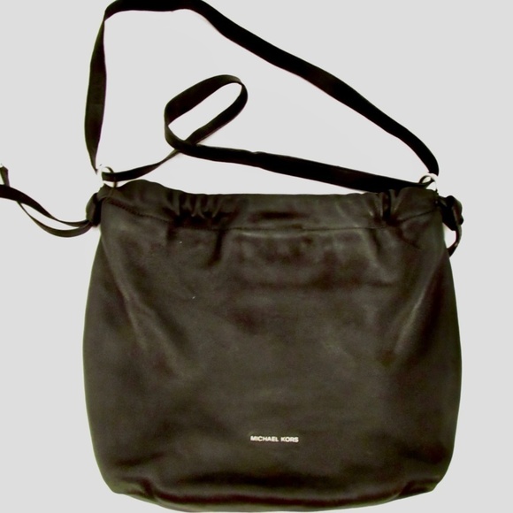 Michael Kors Black Leather Top-Cinch Shoulder Bag - Picture 1 of 16